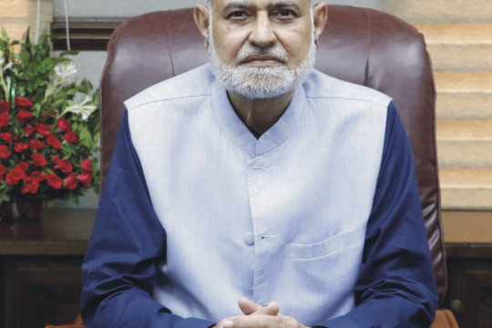 The Governor Punjab assigns Additional Charge of Vice Chancellor IUB to Prof. Dr. Naveed Akhtar