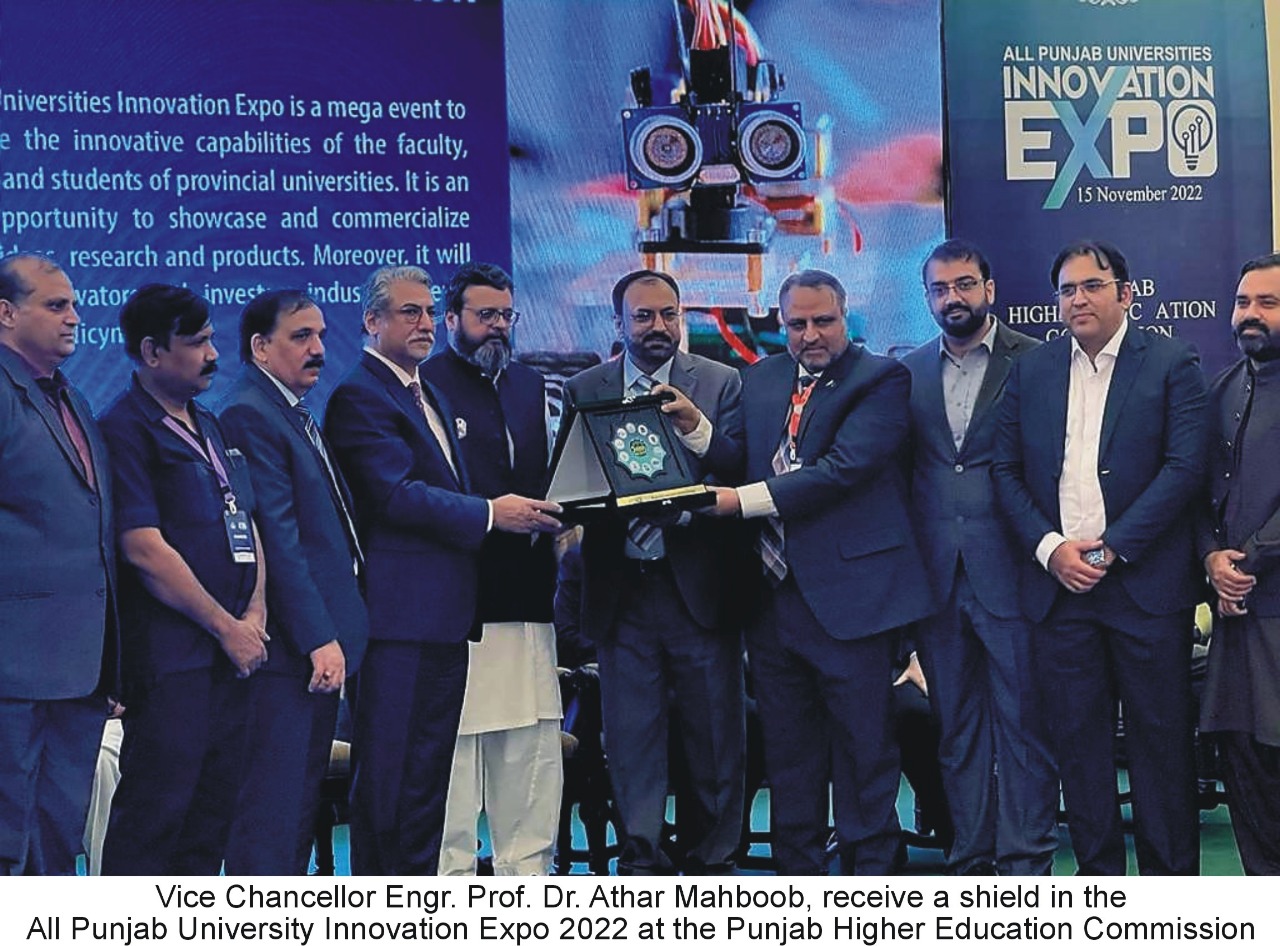 VC Engr. Prof. Dr. Athar Mahboob and other delegations of IUB participated in All Punjab University Innovation Expo 2022