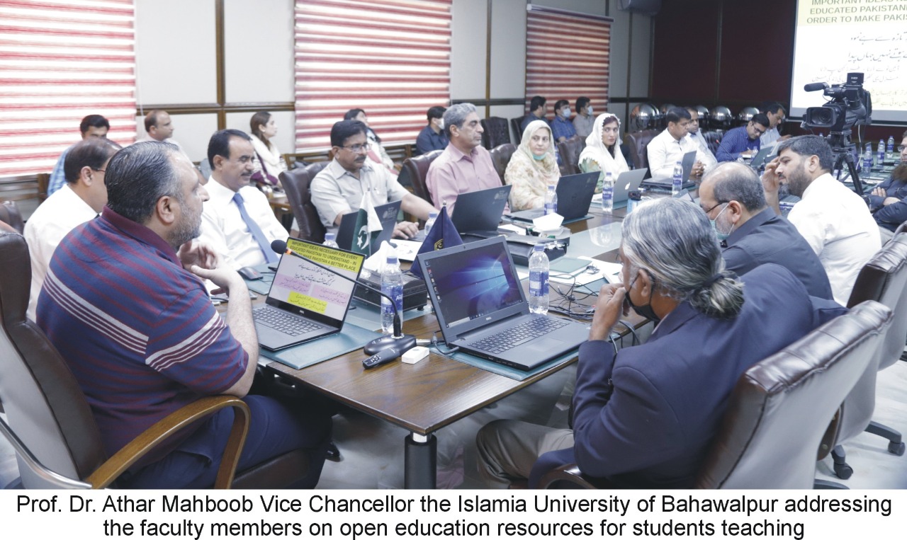 IUB organized a training workshop on General Education Courses and Open Education Resources